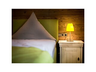 chalets_de_la_liberte?_copyright_pio_mars-89-edite