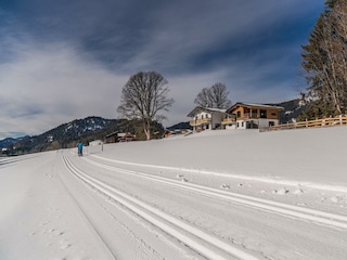 aussen mit lanlgauf loipe ferienwohnung ahorn rams