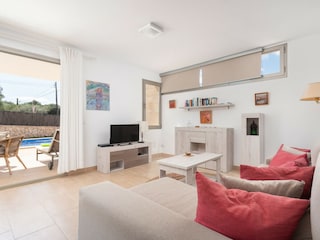 Villa Cala Llombards Características 6