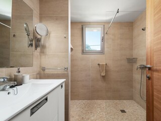 Villa Cala Llombards Características 11