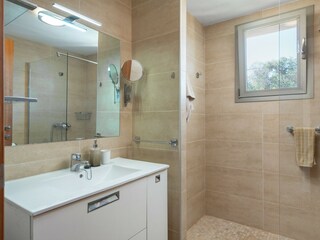 Villa Cala Llombards Características 18