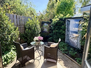 sonnige Terrasse