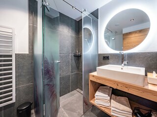 Badezimmer 2 Appartement Rastkogel