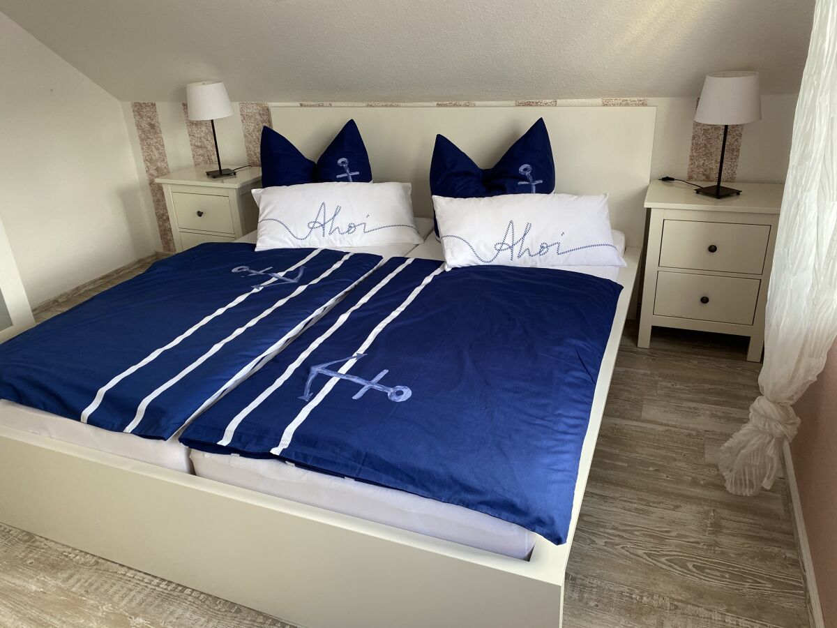 Gemütliches Schlafzimmer OG