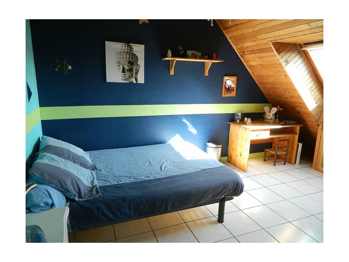 Schlafzimmer 2