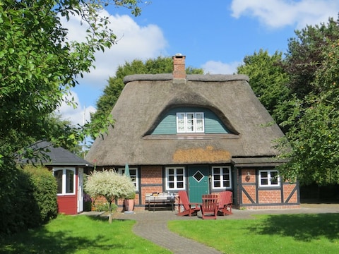 Holiday house "Frieda", a thatched holiday paradise. 1 1