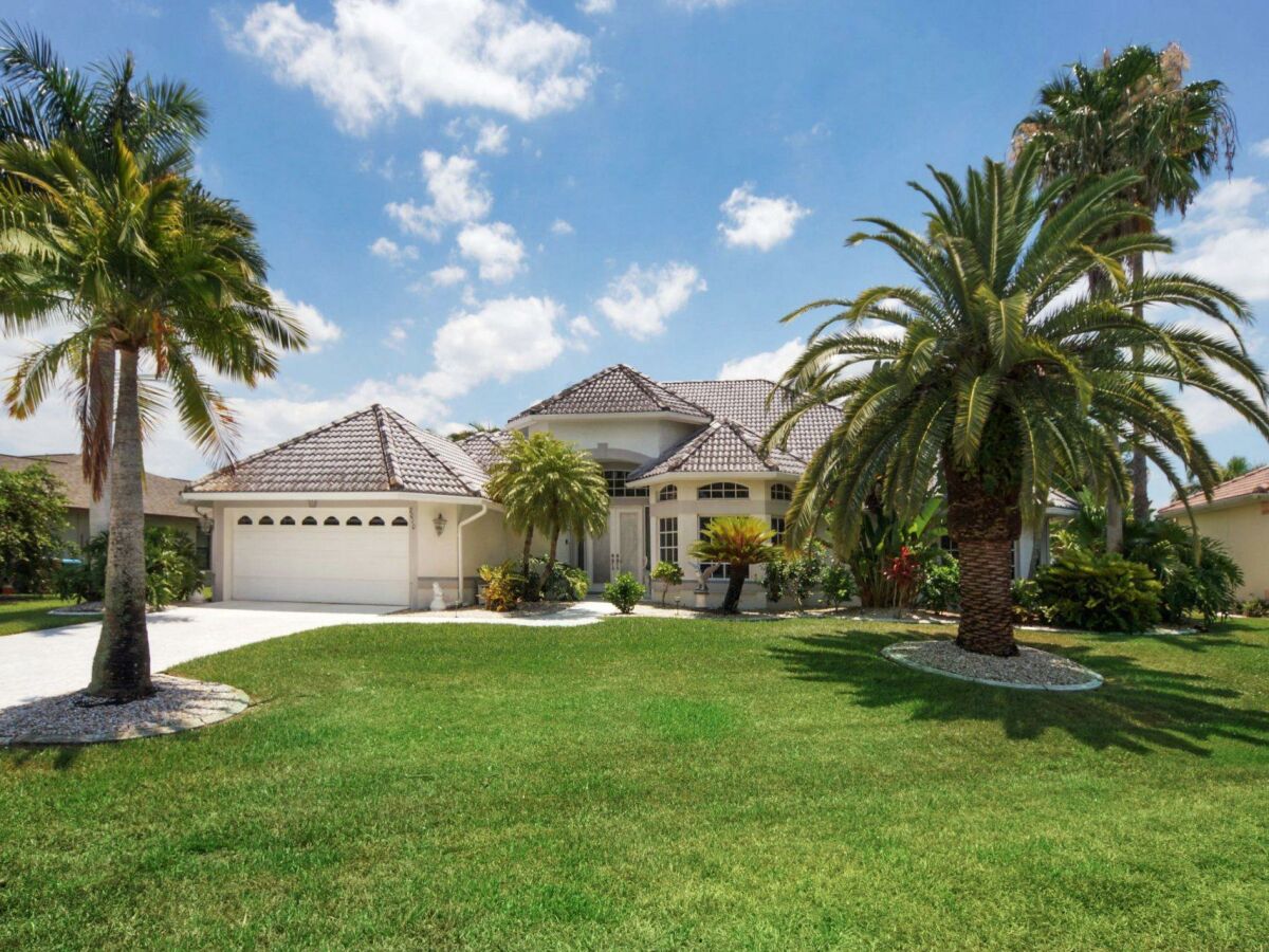 Villa with unique charm in Cape Coral, Florida