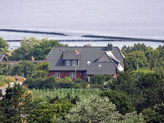 Haus Hughstian vom Leuchtturm aus gesehen
