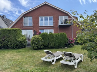 Gartenblick auf das Haus