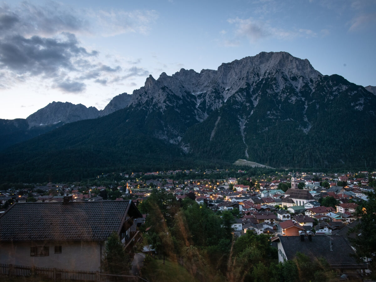 Ferienwohnung Karwendel, Mittenwald, Frau Julia Satzger