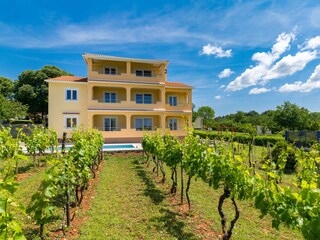 Holiday apartment Barban Outdoor Recording 18