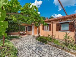 Casa per le vacanze Tinjan Ambiente 25