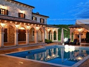 Stunning Villa Carolus with heated Pool - Višnjan - image1