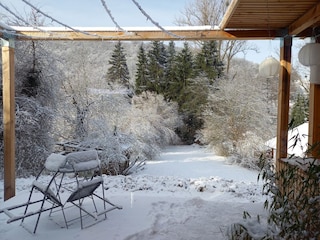 Blick aus dem Wohnbereich tiny house pfalz