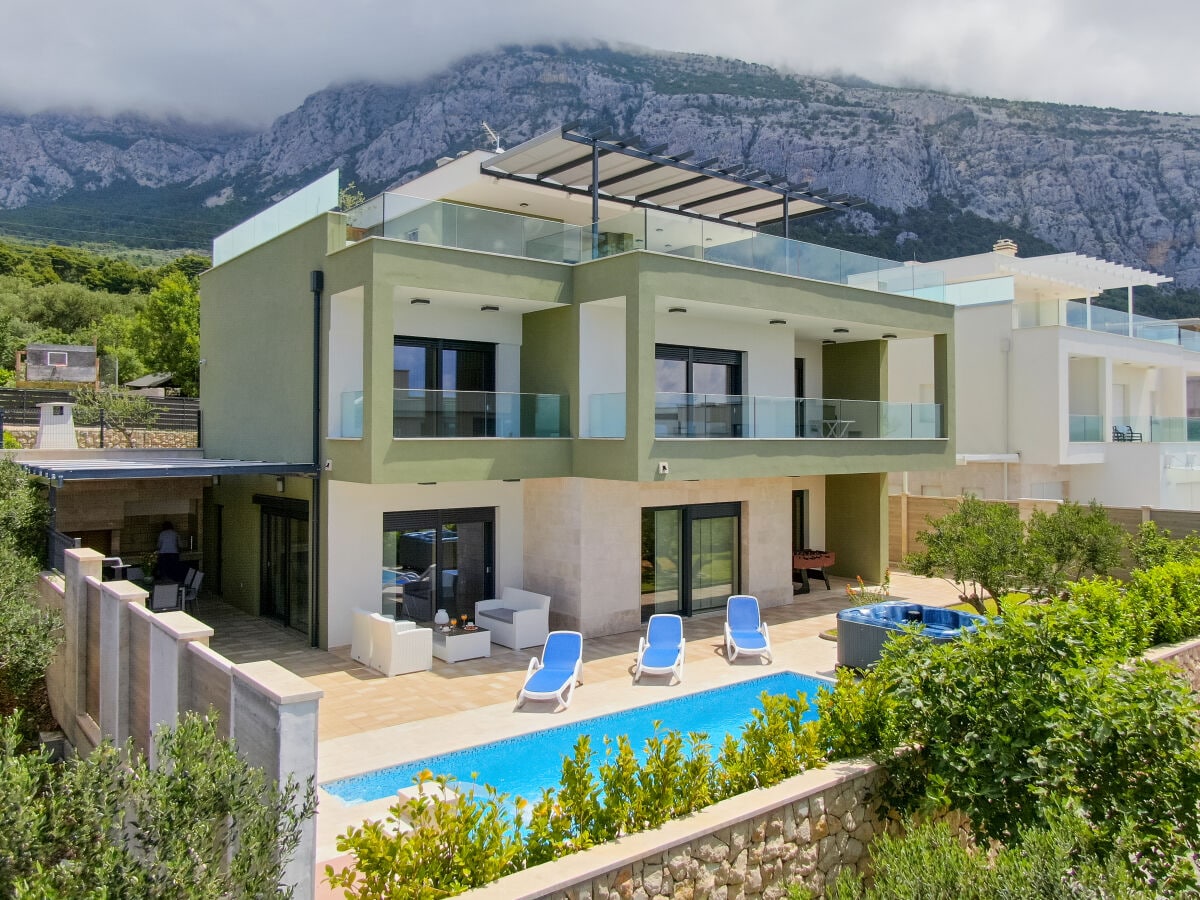 Villa Makarska Buitenaudio-opname 1