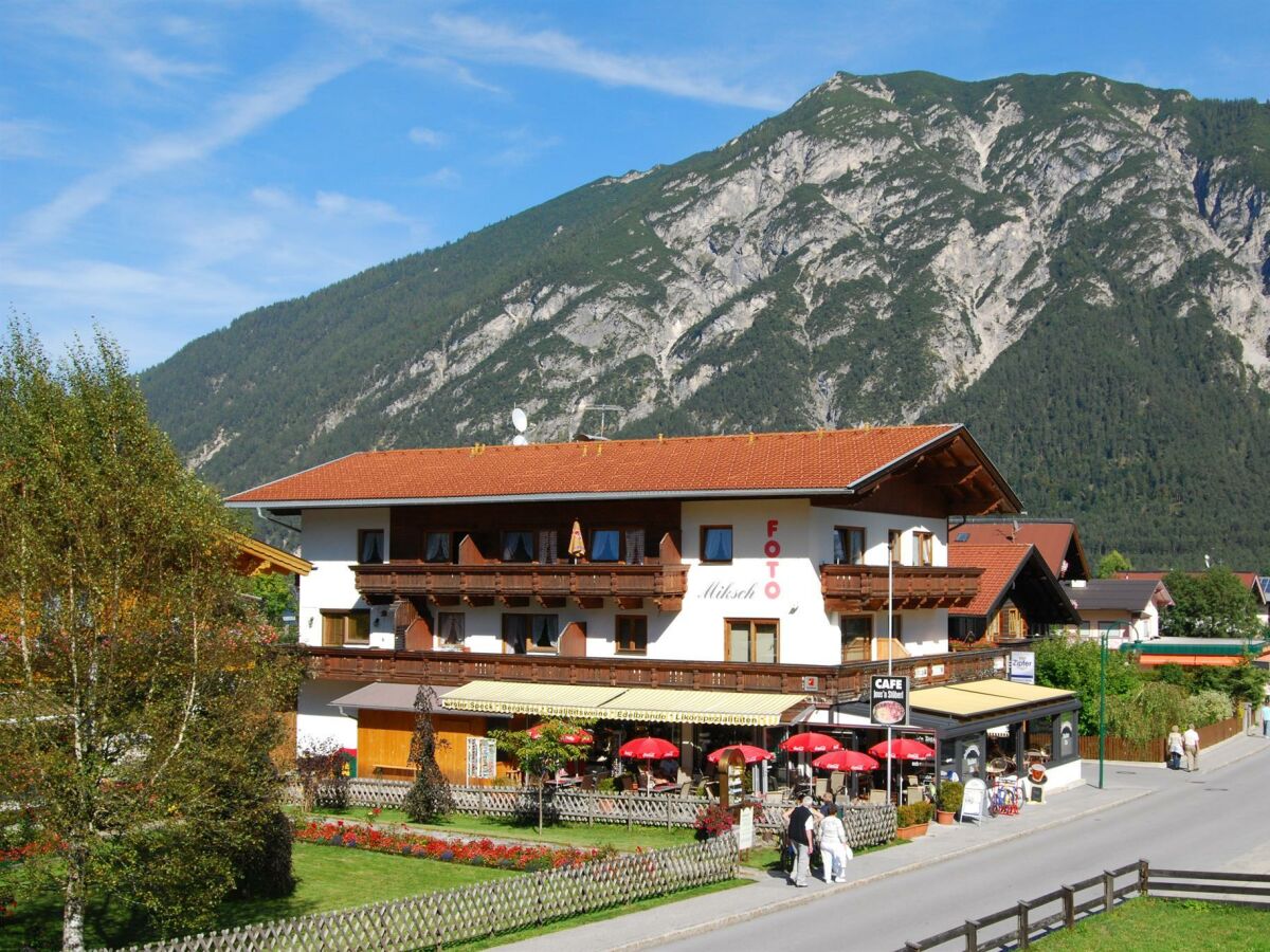 Ferienwohnung Miksch - Hausfoto Sommer