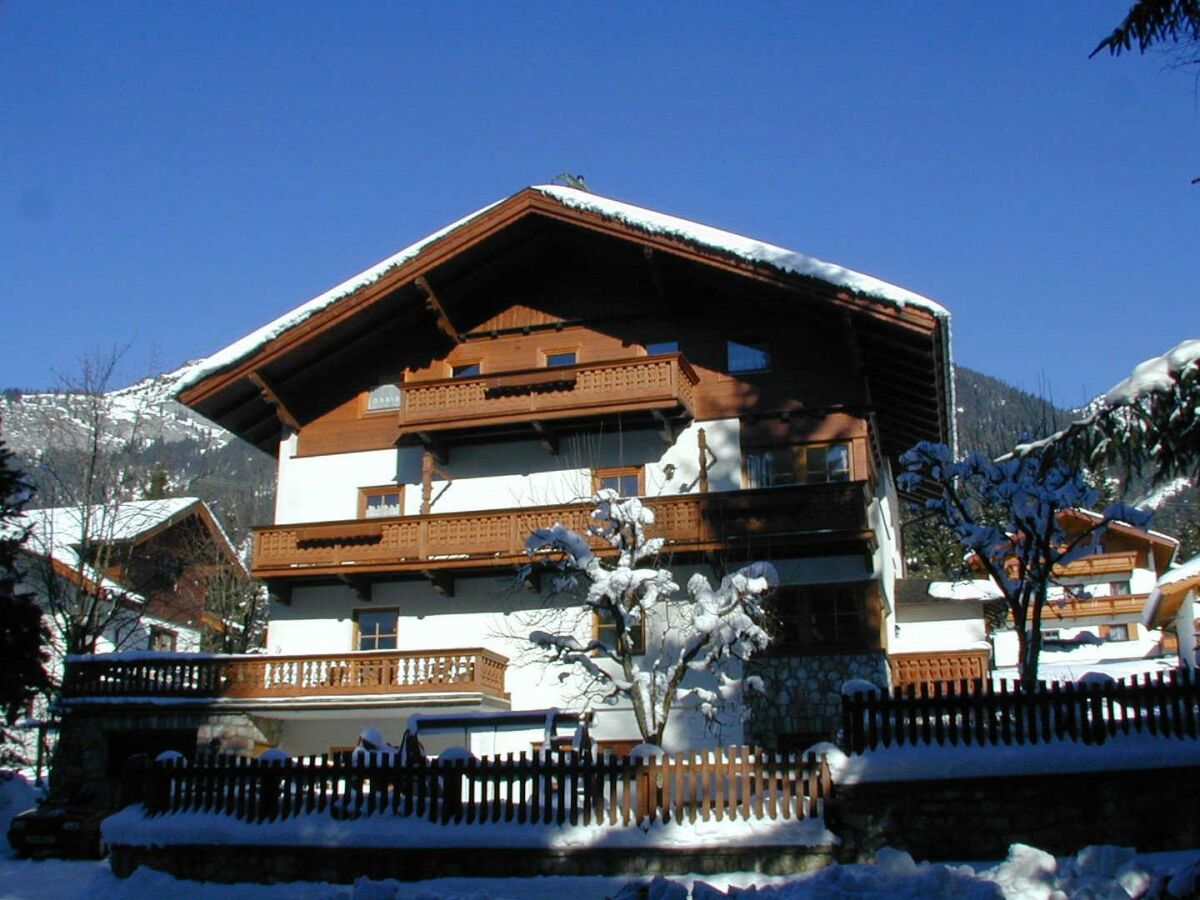 Landhaus Rofan - Hausansicht Winter