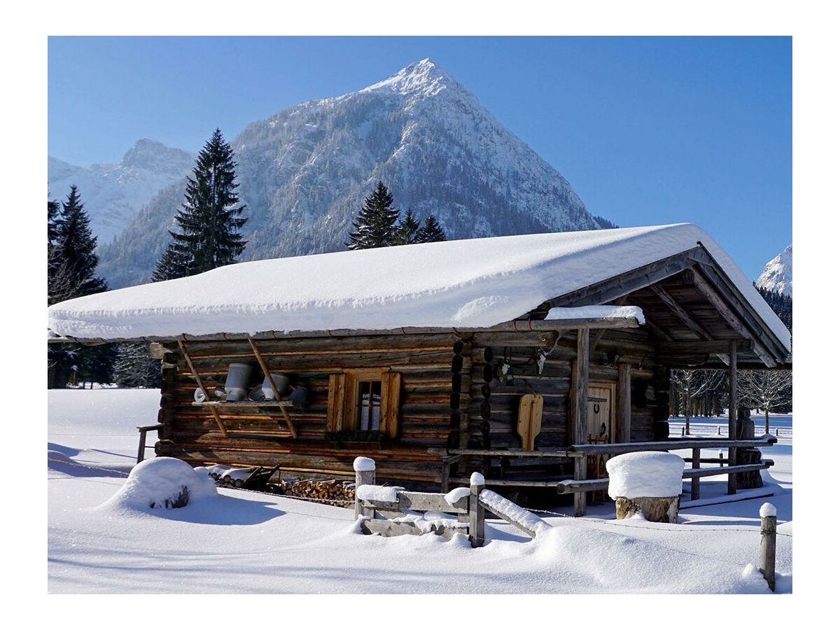 unsere Hütte am Eingang zum Naturpark Karwendel