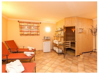 Wellnessbereich - Sauna, Infrarotkabine, Ruheraum