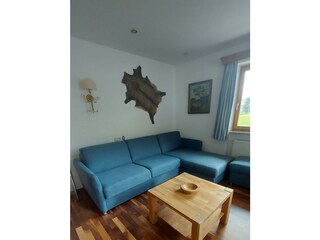 Wohnzimmer mit Schlafcouch