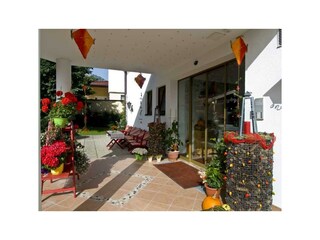 Eingang Appartementhaus Hannerl