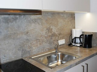 gut ausgestattete Kochnischen