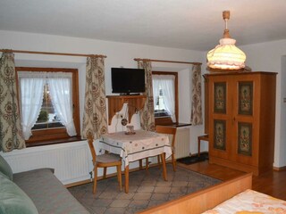 Vierbettzimmer mit Dusche, WC