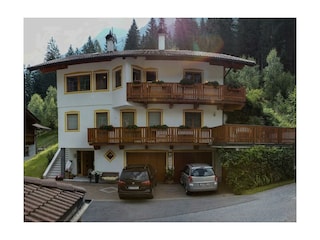 Haus Ferchl-Straßenansicht