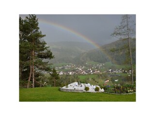 Aussicht mit Regenbogen