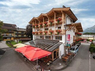 Hotel Theresia Garni Seitenansicht