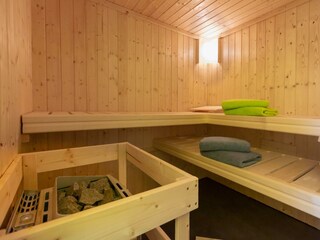 IMG_6054a-Sauna-1_2M