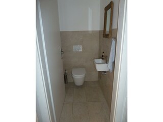 separate Toilette