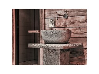 Sauna Trinkwasserbecken