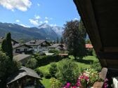 Blick vom Balkon auf die Alpspitze