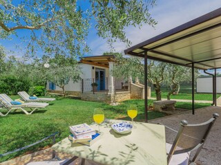 Maison de vacances Funtana Enregistrement extérieur 10