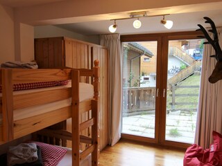 Mountain_Village_Schlafzimmer4(2)