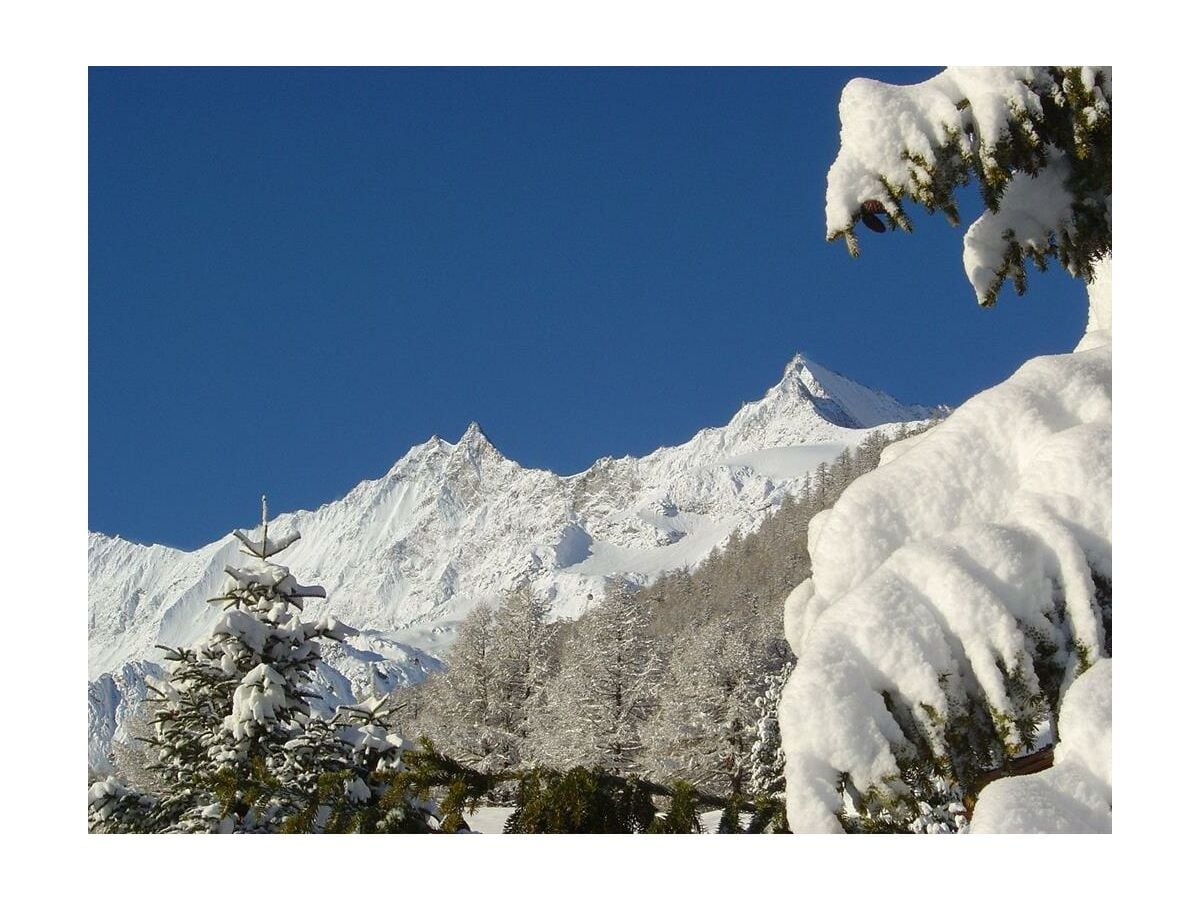 Blick Mischabelkette im Schnee