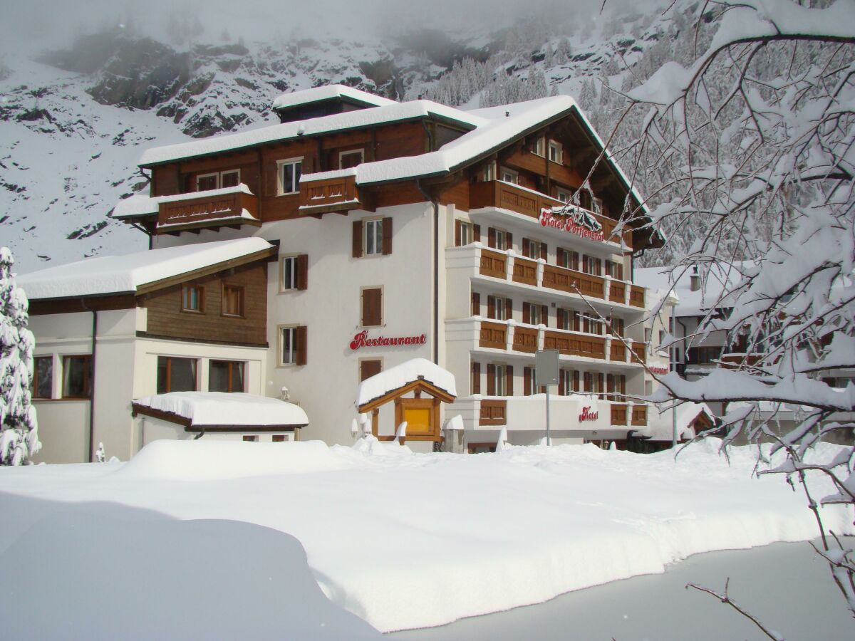 hotel_portjengrat_saas_almagell_hotel_winteransich