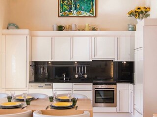 A3E80D0D-740F-4D80-B466-44D559C35EEE