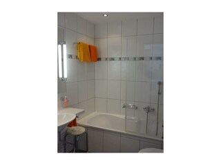 Bad 3-Zimmer-Wohnung (2)