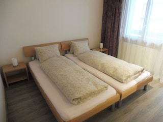 001_Zimmer 1