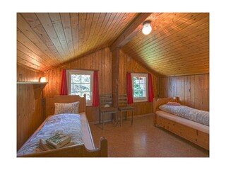 8.5 2 Bett Schlafzimmer DG v