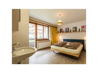 8.1 Doppelzimmer m Lavabo