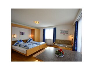 Wohn- und Schlafraum_1