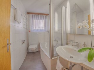 Bergrose 3-Zimmerwohnung Bad