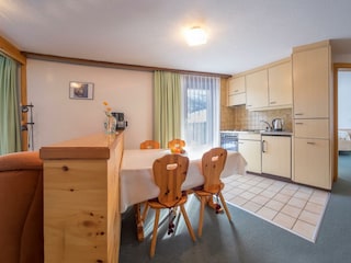 Bergrose 2 Zimmerwohnung Parterre Küche