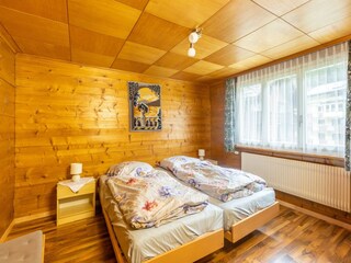 Schlafzimmer mit Lavabo