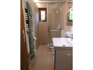 2181DA79-D6FA-48C9-A0A1-A923C303607E