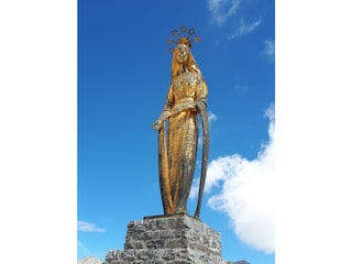 Pass zur goldenen Madonna