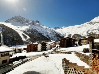 hdr_00036_0-01
